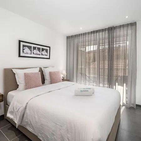 Apartment C035-cannes Centre 3 Pieces Avec Parking